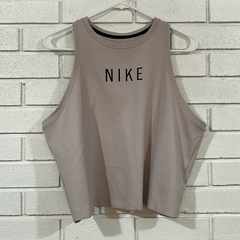 Nike Cropped Tank Top